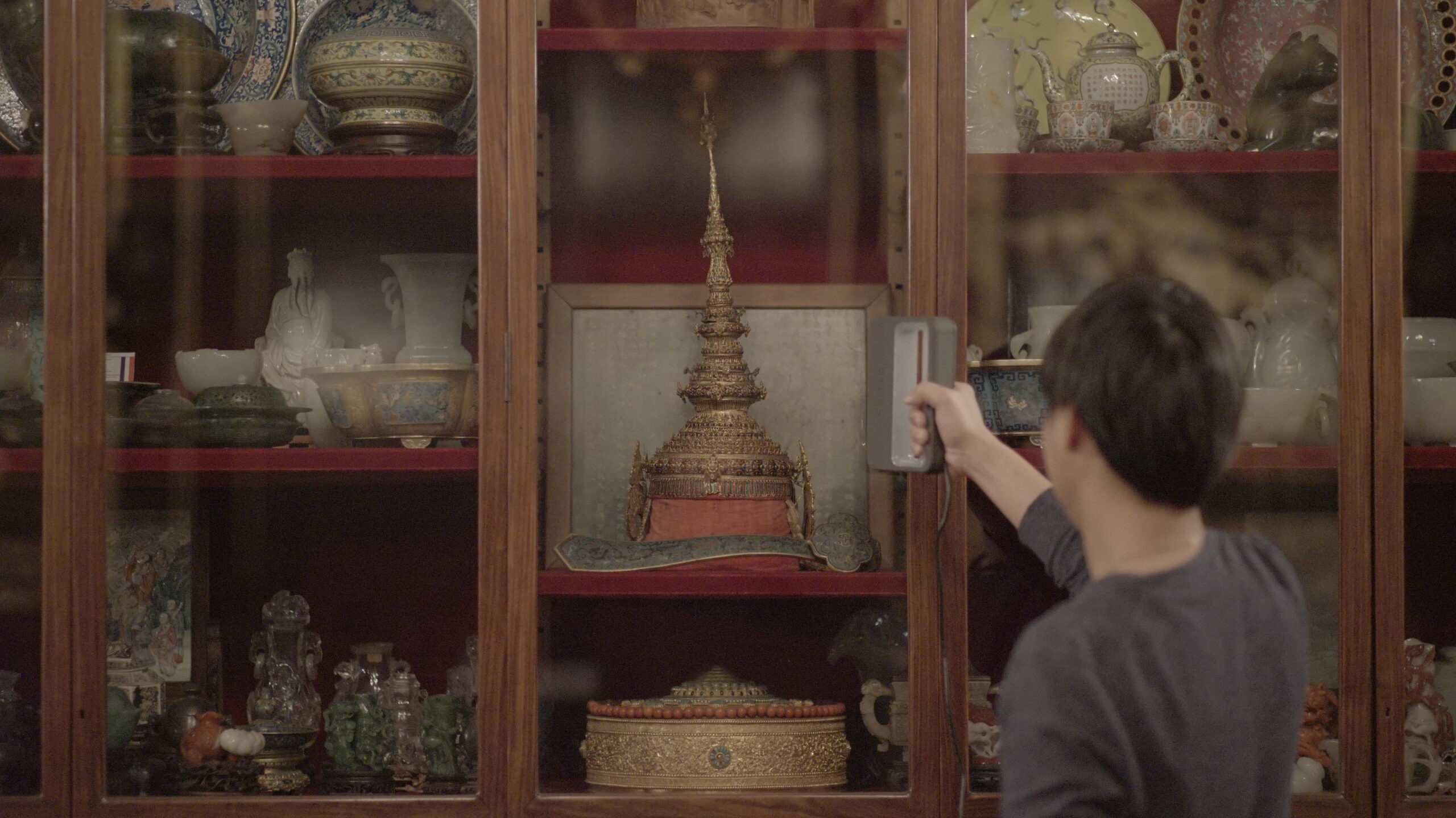 'Mongkut' (single-channel video), 2018, Arin Rungjang. Image courtesy of the artist.